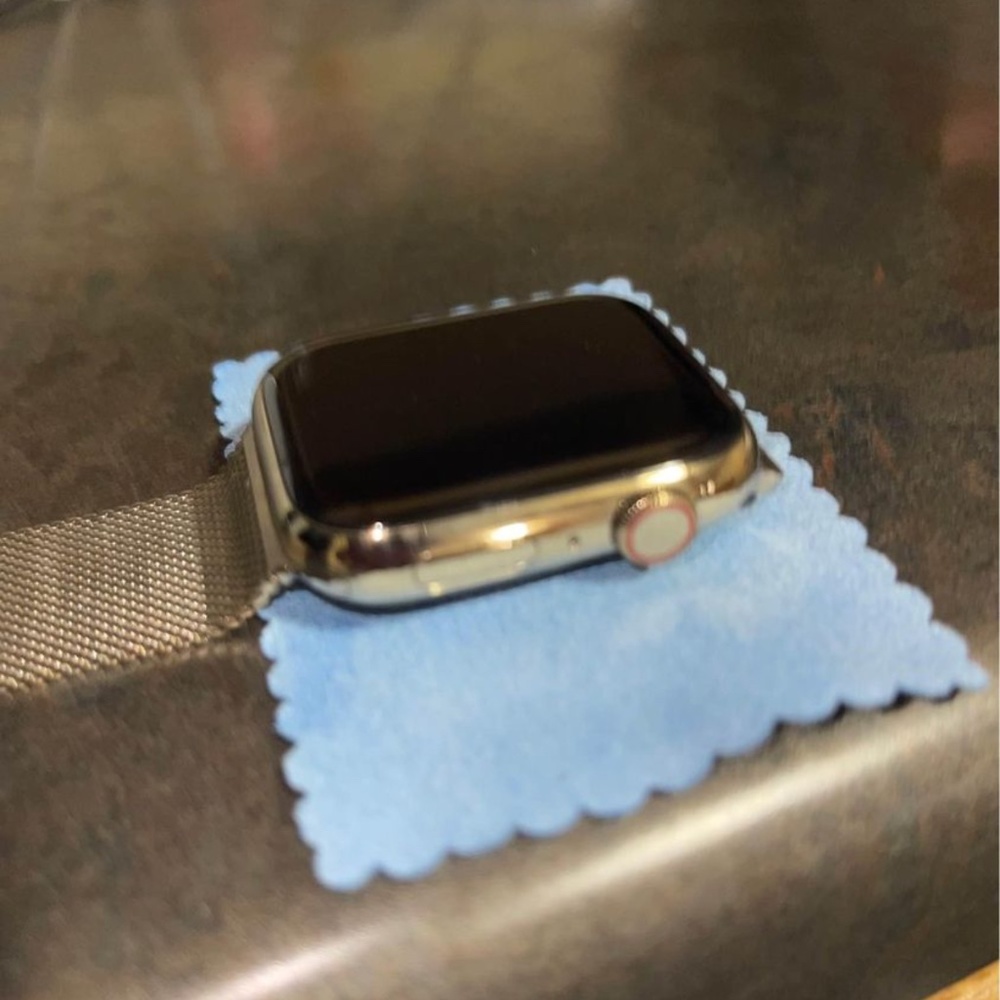 Apple Watch Series 7 (GPS + Cellular) 45mm